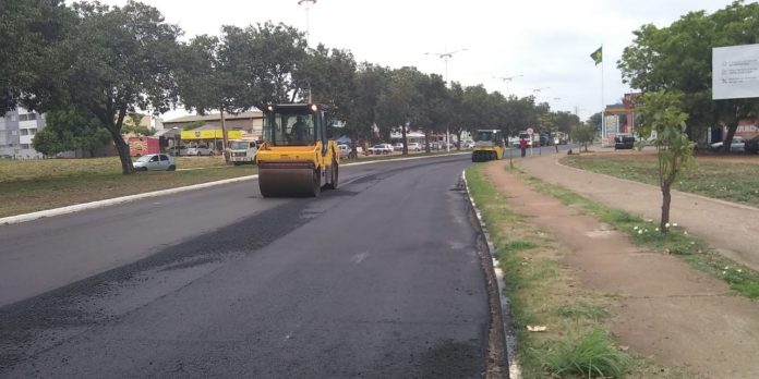 Trecho da Avenida NS-04 é interditado para obra viária