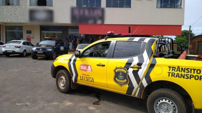 Fiscais-percorrem-C3A1reas-comerciais-de-Palmas-para-garantir-cumprimento-de-decretos-foto-DivulgaC3A7C3A3o-Sesmu