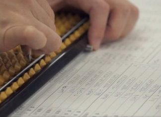 Ábaco, a milenar ferramenta de cálculo usada no Japão para reforçar a memória