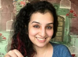 ‘Fui posta à venda na internet por ser muçulmana’
