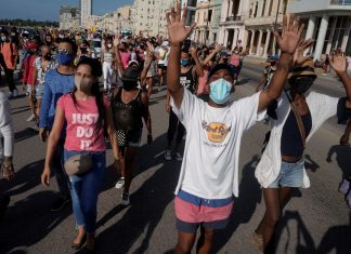 Cuba limita acesso a Facebook e aplicativos de mensagem em meio a protestos