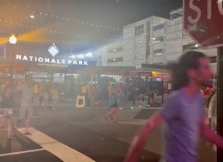 Quatro pessoas são baleadas do lado de fora de estádio de beisebol em Washington