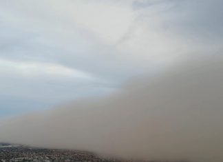 VÍDEO: Tempestade de areia cobre subúrbio de Phoenix, nos EUA