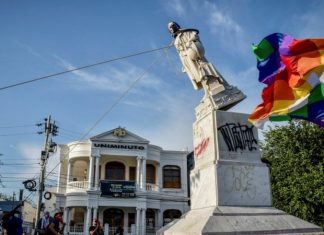 A polêmica em torno da derrubada de estátuas de Cristóvão Colombo, generais e traficantes de escravos na América Latina