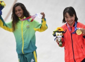 Mídia estrangeira dá espaço a Rayssa e adolescentes do skate