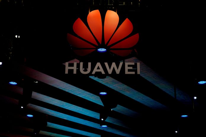 Agência de comunicações dos EUA aprova plano para substituir equipamentos da Huawei e ZTE