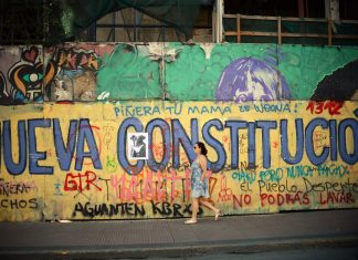 Protestos adiam inauguração da nova Assembleia Constituinte do Chile
