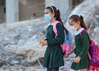 Covid: Israel impõe restrições para crianças com mais de 3 anos após aumento de casos