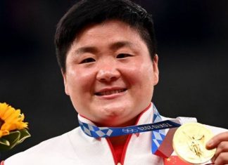 Olimpíada de Tóquio 2021: o ultraje na China após pergunta sexista a uma campeã olímpica