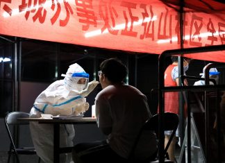 Na China, milhões de pessoas voltam ao confinamento por surto de variante delta