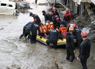 Enchentes na Turquia deixam 31 mortos e obrigam 1,7 mil a deixarem suas casas
