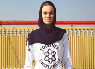 Capitã da seleção afegã de futebol feminino pede apoio à Fifa para salvar jogadoras do regime Talibã
