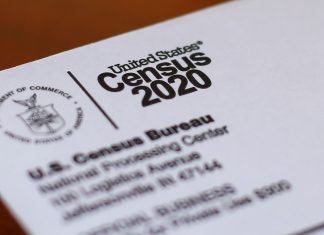 Novos dados do Censo dos EUA mostram que população branca encolheu pela primeira vez