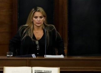 ‘Crueldade não teve limites’, diz Presidência da Bolívia após acusar ex-mandatária de genocídio