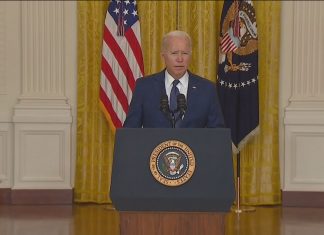 Joe Biden recebe militares mortos em Cabul e se encontra com familiares das vítimas