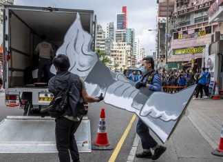 Polícia de Hong Kong faz buscas em museu sobre o massacre da Praça da Paz Celestial