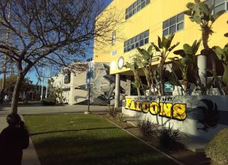 Polícia de Los Angeles responde a tiroteio em escola de ensino médio; há ferido