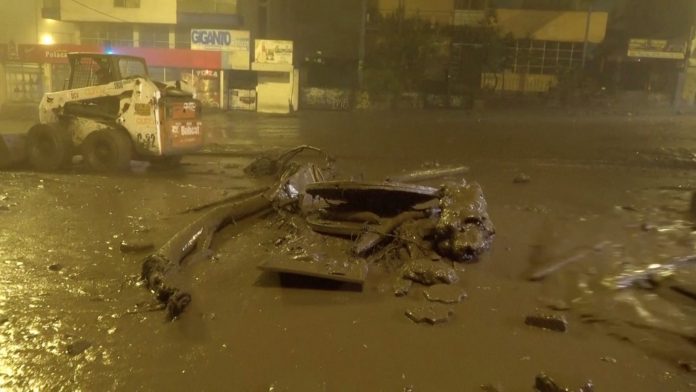 2022-02-01t121000z-940388894-rc20bs9onquk-rtrmadp-3-ecuador-floods-landslide-scaled