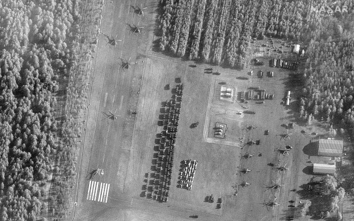 2022-02-25t195803z-1068796777-rc2wqs92xh9h-rtrmadp-3-ukraine-crisis-satellite-scaled