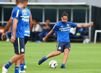 Benítez apresenta bom rendimento nos treinos e cria expectativa no Grêmio