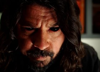 Dave Grohl possuído mata colegas de banda em filme: veja as primeiras reações
