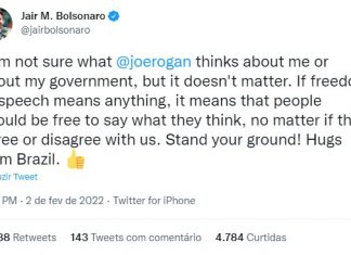 Bolsonaro publica post em inglês com apoio a podcaster antivacina envolvido em polêmica no Spotify