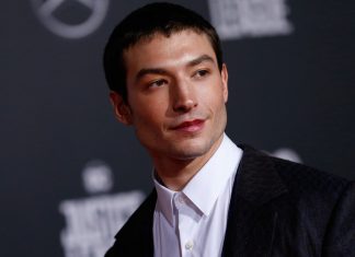 Ezra Miller, astro de ‘The Flash’, é preso em bar no Havaí