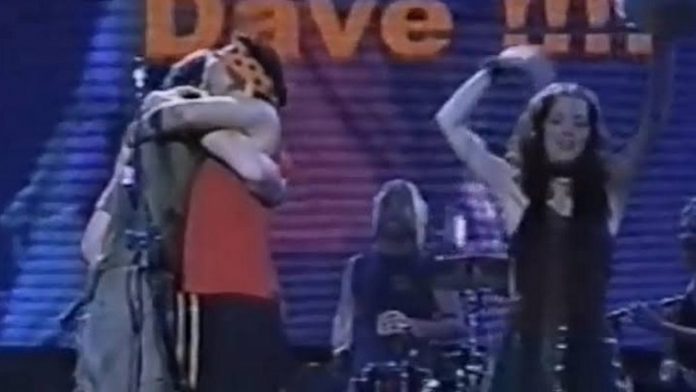 foo-fighters-2001