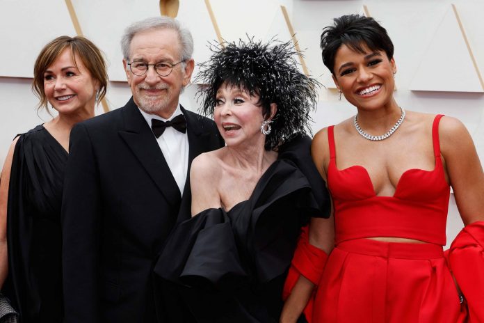 kristie-macosko-krieger-steven-spielberg-rita-moreno-and-ariana-debose-scaled