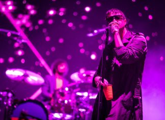Strokes no Lolla: por que o show esquisito de sempre foi a atração ideal para a volta do festival