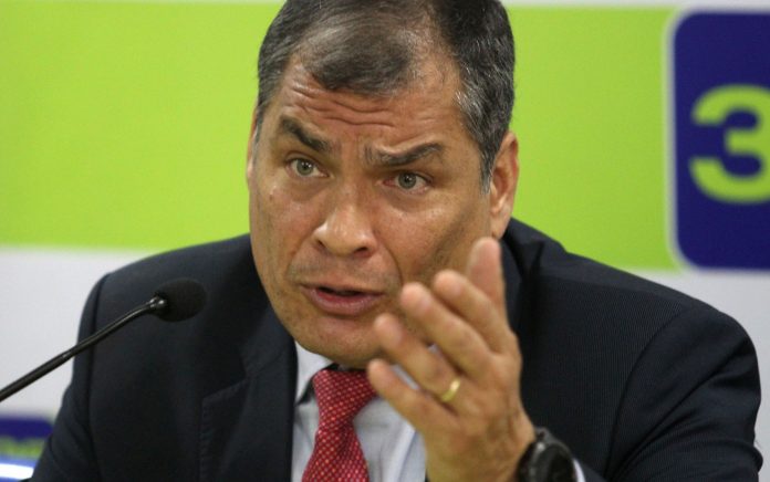 2017-11-30t180532z-1586566820-rc15ae45c870-rtrmadp-3-ecuador-politics-correa-1-