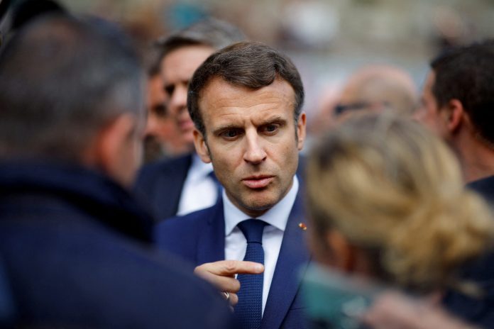 2022-04-08t125413z-633465530-rc21ht9i1wei-rtrmadp-3-france-election-macron-3-scaled