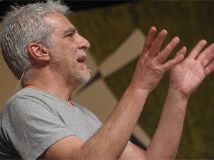 Angeli anuncia fim da carreira como cartunista, diz jornal