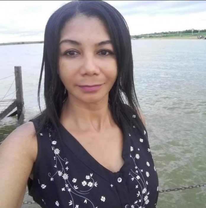 elizanya-dos-santos-rodrigues-de-40-anos