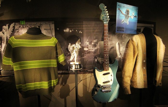 objetos-de-kurt-cobain-expostos-em-museu-de-seattle