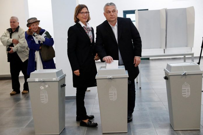 orban-comparece-em-votacao-em-budapeste