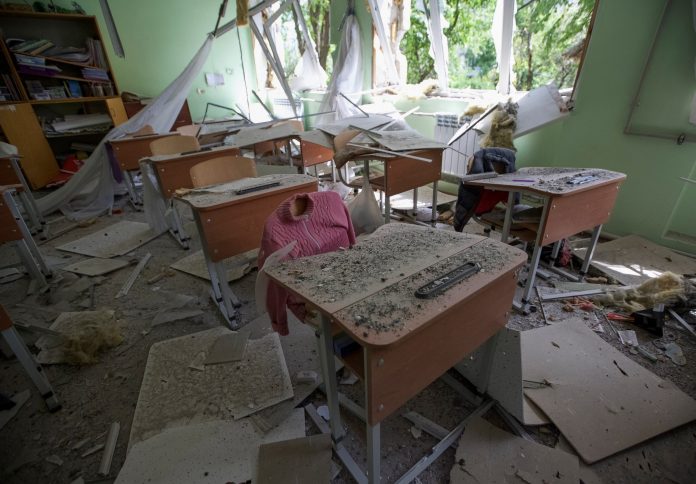 2022-06-01t091804z-1924415433-rc29iu9co5l3-rtrmadp-3-ukraine-crisis-donbas-1-scaled