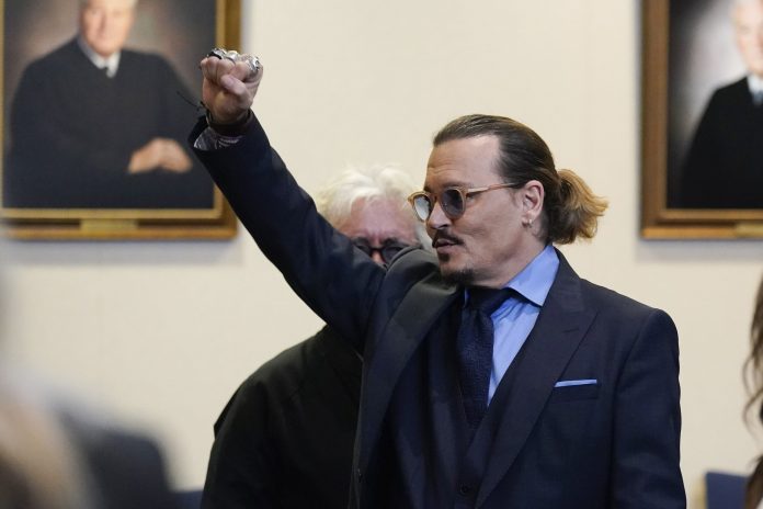 johnny-depp-2-scaled