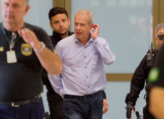 Janot sugere perdão da pena de José Dirceu no mensalão do PT