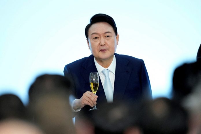 2022-05-10t100100z-890346338-rc274u9jy0kn-rtrmadp-3-southkorea-politics-inauguration-scaled
