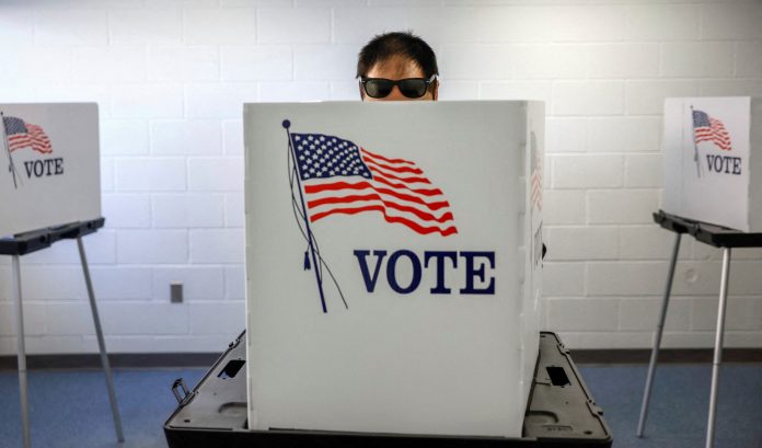 2022-11-07t221939z-2032834739-rc23hx9mbpni-rtrmadp-3-usa-election-michigan-scaled