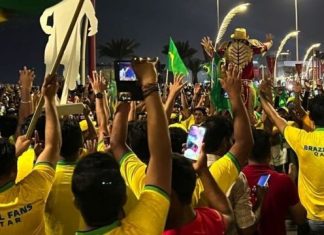 Copa do Mundo 2022: a verdade sobre os torcedores ‘premiados’ para encher estádios e elogiar Catar