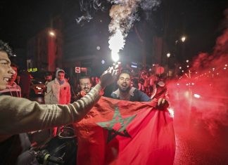 FOTOS: Torcedores do Marrocos lamentam derrota para França, mas celebram campanha histórica