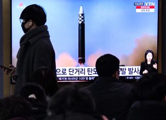 Coreia do Norte dispara mísseis balísticos no Mar do Japão