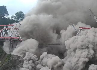 Indonésia ordena retirada de 2.000 pessoas por erupção do vulcão Semeru