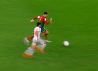 Conheça a paralaxe: conceito da astronomia ajuda a explicar lances polêmicos no futebol