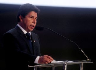 Preso, Pedro Castillo divulga carta em que diz ter sido sequestrado e chama nova presidente do Peru de ladra