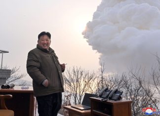 Coreia do Norte diz que testou ‘motor de combustível sólido de alta propulsão’ para desenvolver nova arma estratégica