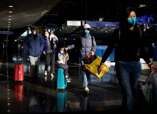 Chineses fazem planos de viagem após Pequim eliminar mais restrições contra Covid
