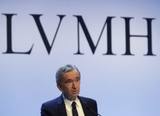 Bernard Arnault: quem é e de onde vem a fortuna do homem que desbancou Elon Musk como o mais rico do mundo